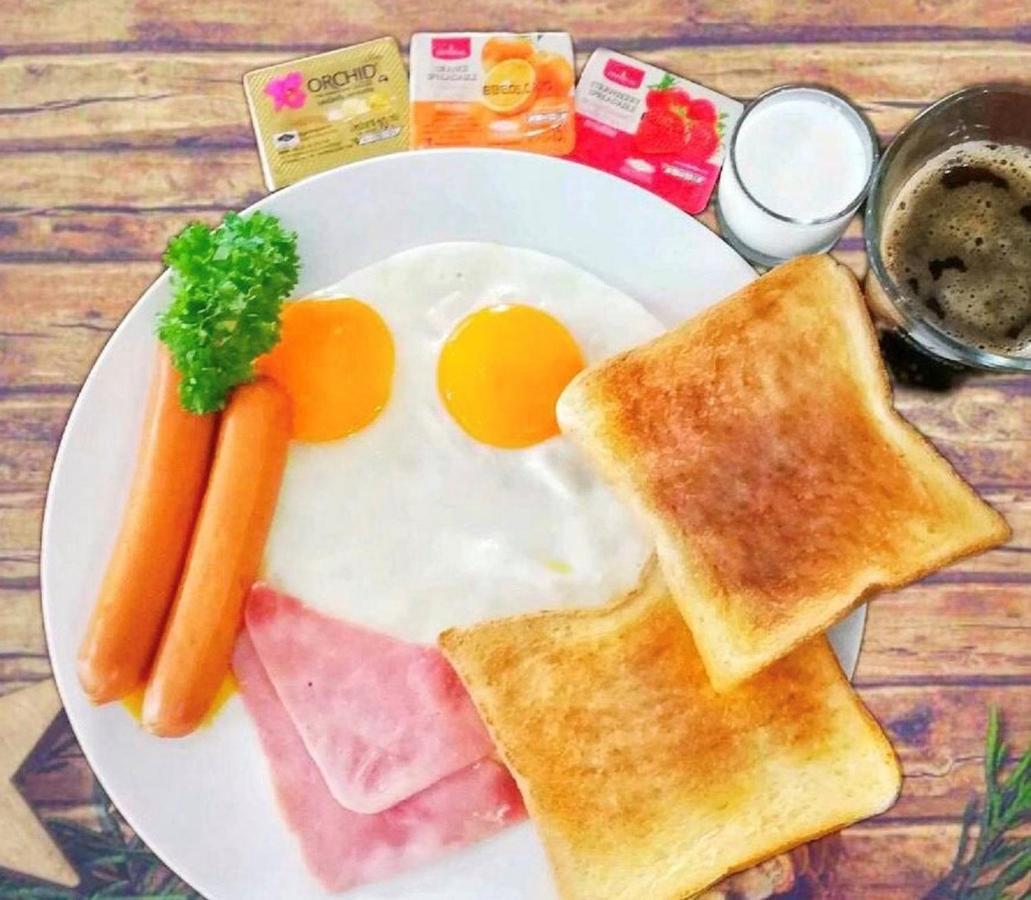 Hiranyika Cafe & Bed Hostel เกาะสมุย ภายนอก รูปภาพ